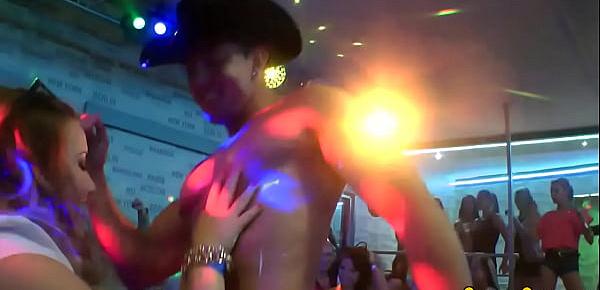 Cfnm bitch fucked by bbc